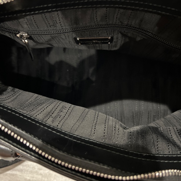 Salvatore Ferragamo Batik Handbag - Picture 9 of 10